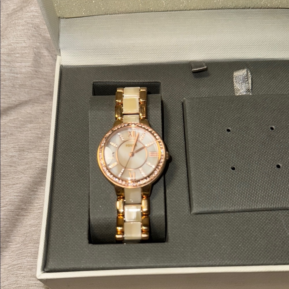 Fossil Gold and Cream Elegant Watch